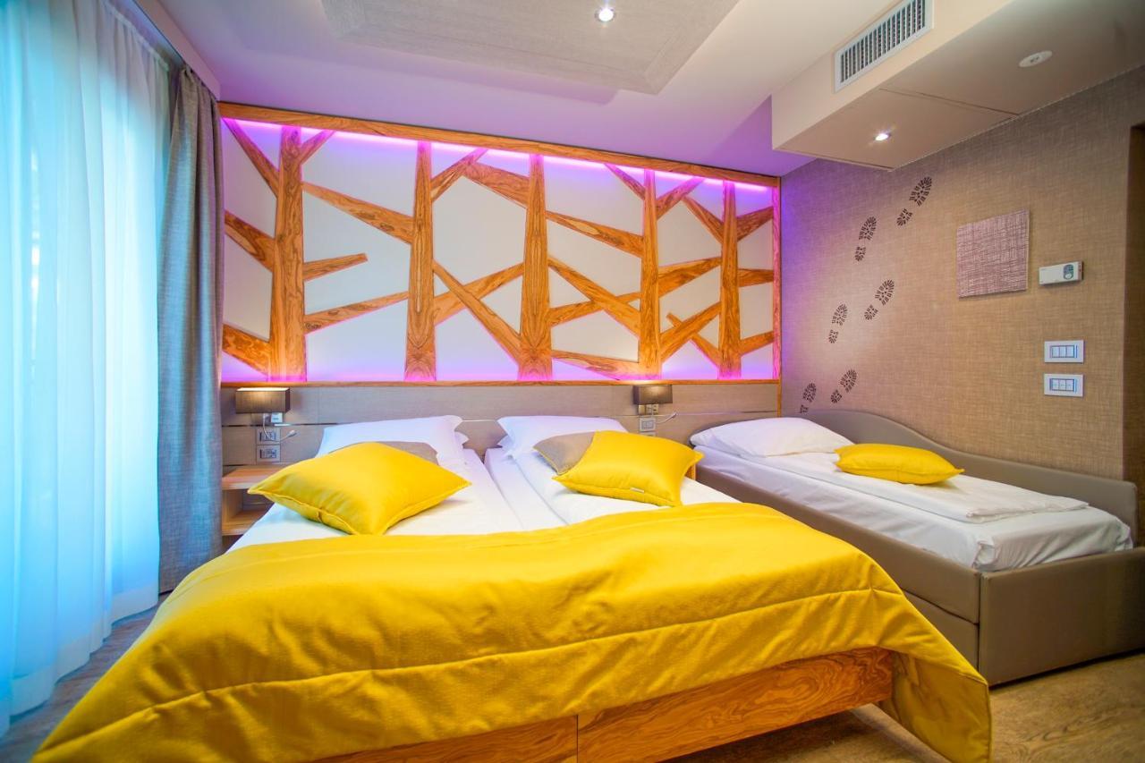 Aktivhotel Santalucia Torbole Sul Garda Exterior foto
