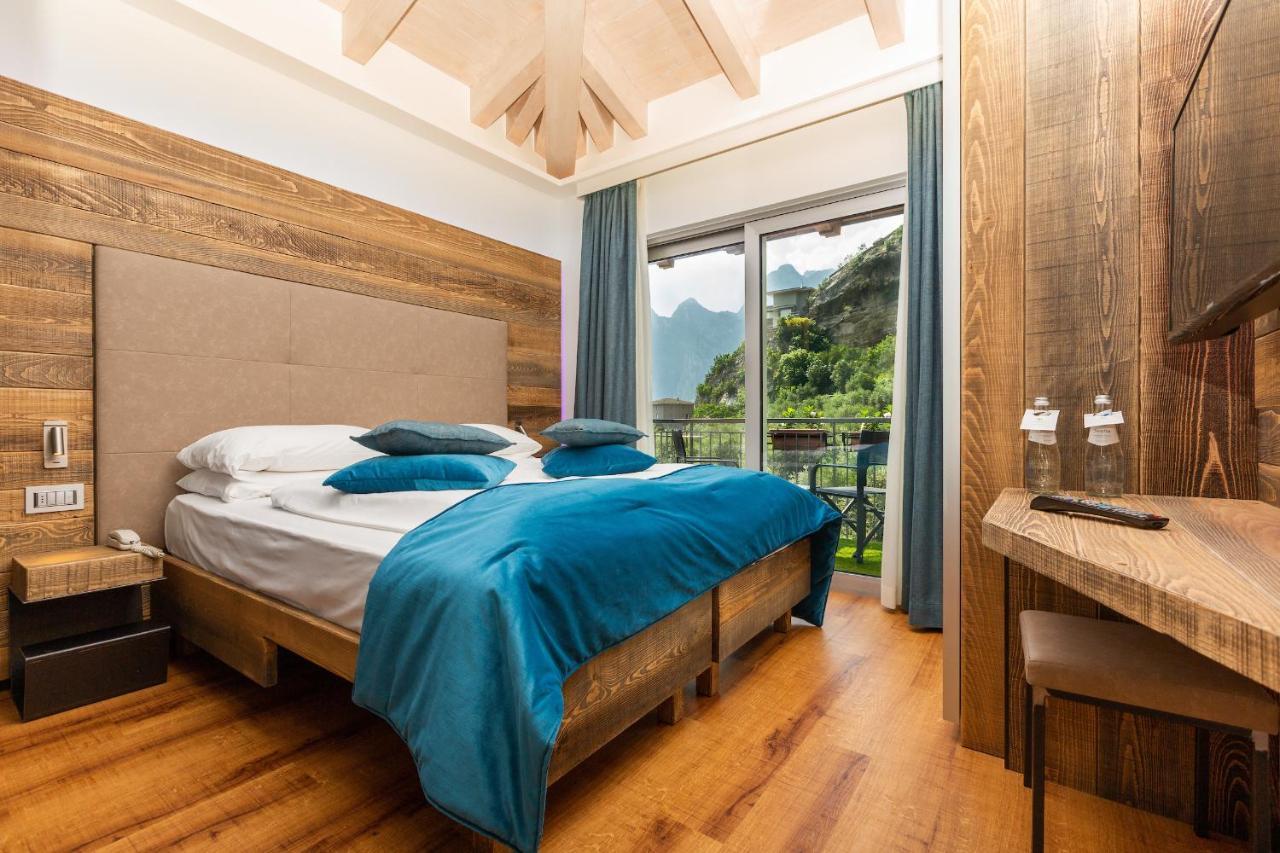Aktivhotel Santalucia Torbole Sul Garda Exterior foto