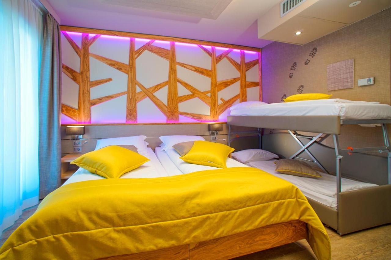 Aktivhotel Santalucia Torbole Sul Garda Exterior foto